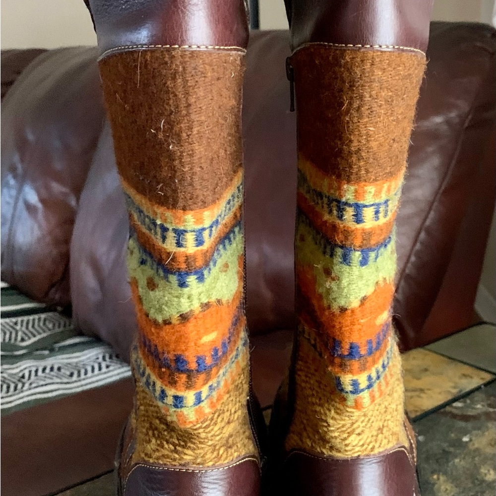 Born size 9.5 boots
